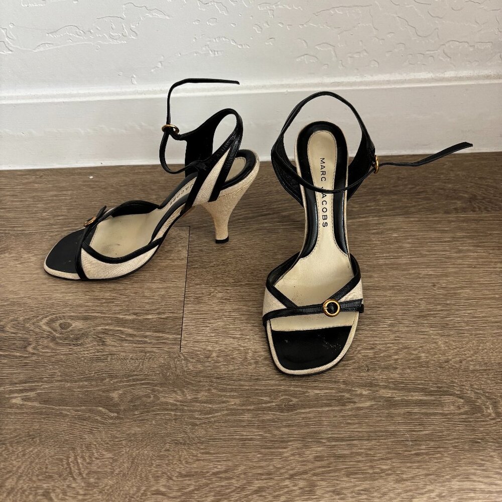 Marc by Marc Jacobs Peep Toe Buckle Heeled Sandals